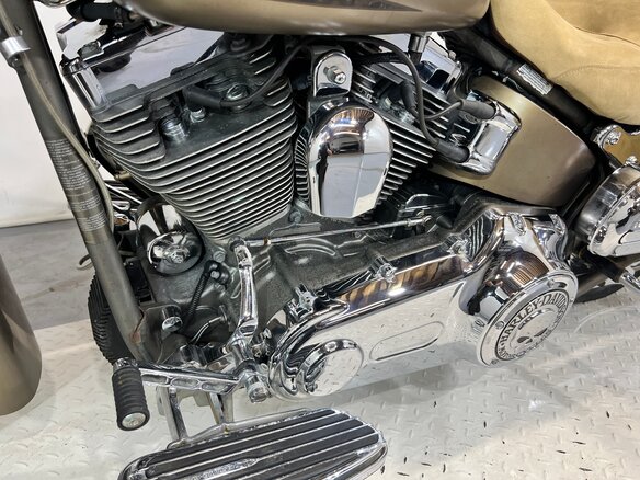 2012 Harley-Davidson CVO, бежевый, 980000 рублей - вид 21