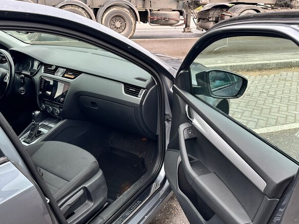 2015 Skoda Octavia III (A7), серый, 1250000 рублей - вид 10