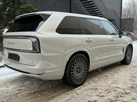 2026 Zeekr 9X 70 kWh, белый, 11790000 рублей, вид 3