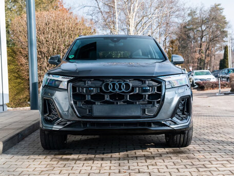 2025 Audi Q7 45 TDI II (4M) Рестайлинг 2, серый, 10290000 рублей, вид 2