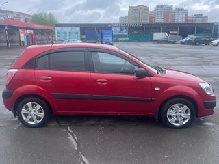 2008 Kia Rio II, красный, 490000 рублей, вид 4