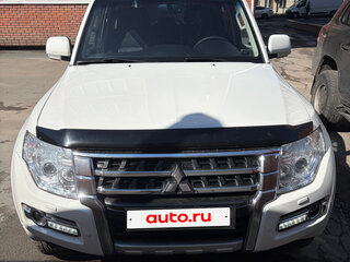 2015 Mitsubishi Pajero IV Рестайлинг 2, белый, 2690000 рублей, вид 2