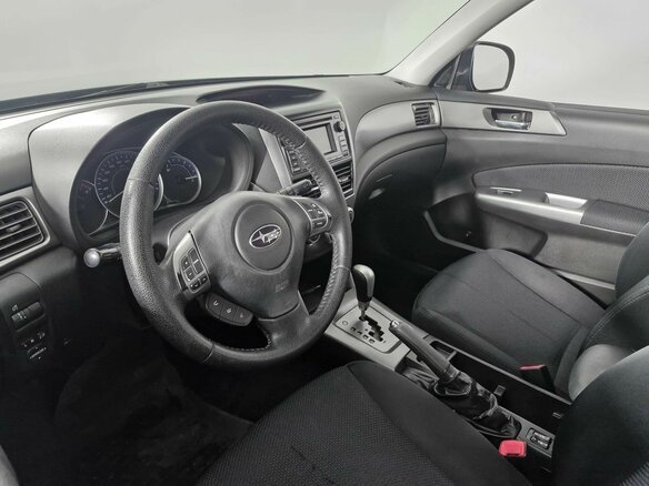 2011 Subaru Forester III Рестайлинг, чёрный - вид 13