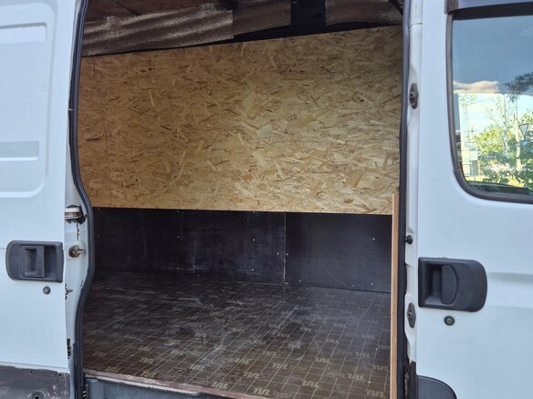 2007 Iveco Daily, белый, 1650000 рублей - вид 13