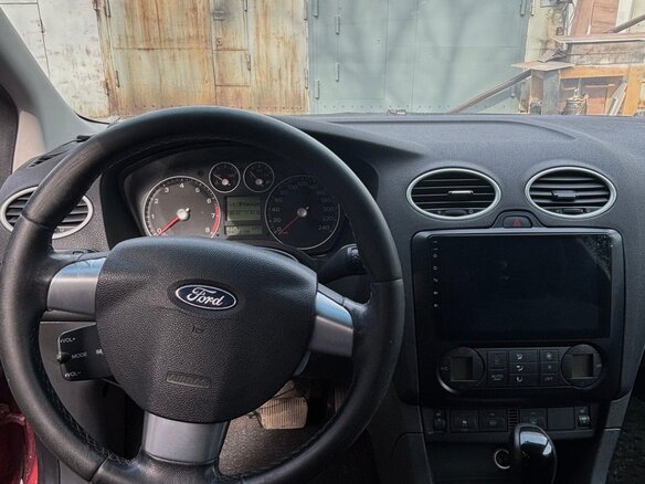 2005 Ford Focus II, красный, 375000 рублей - вид 10