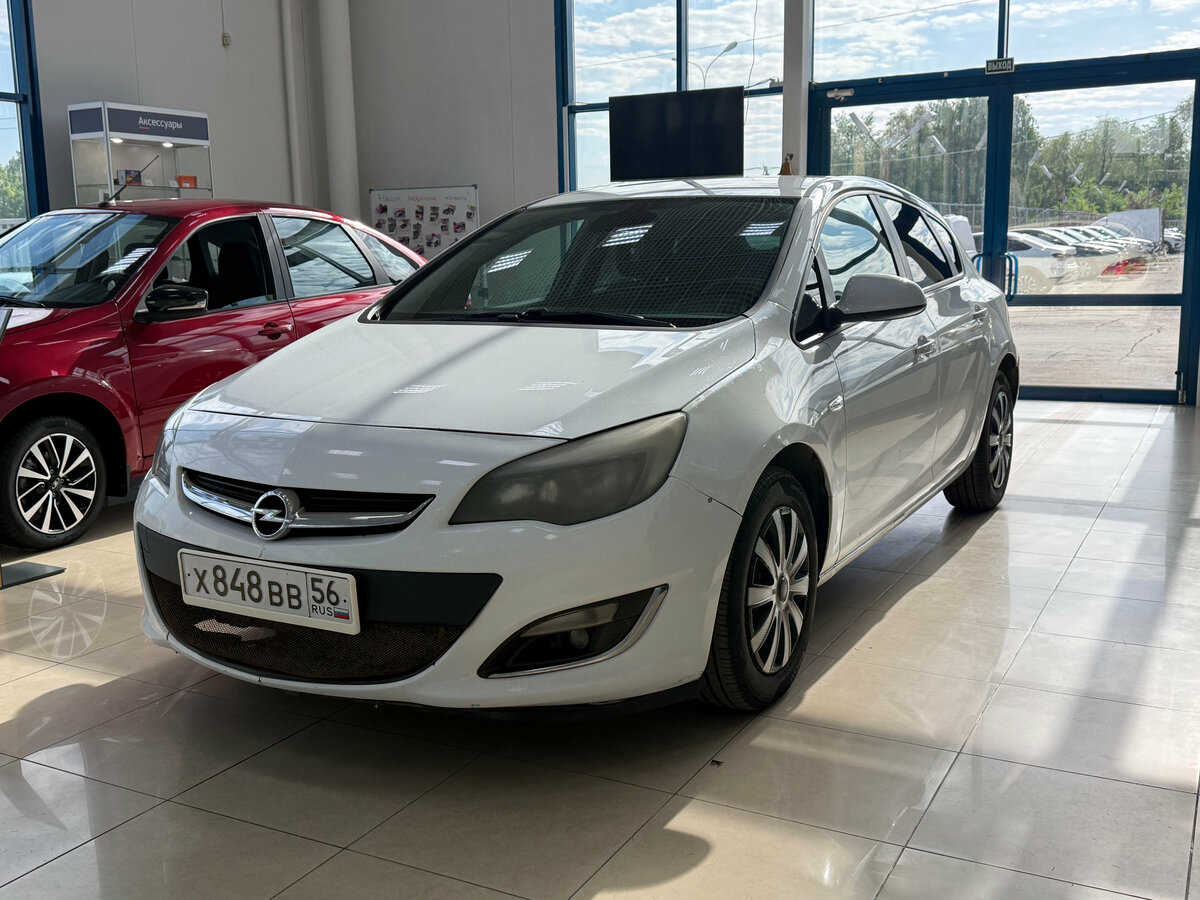 Открыть фотографии: Opel Astra J Рестайлинг