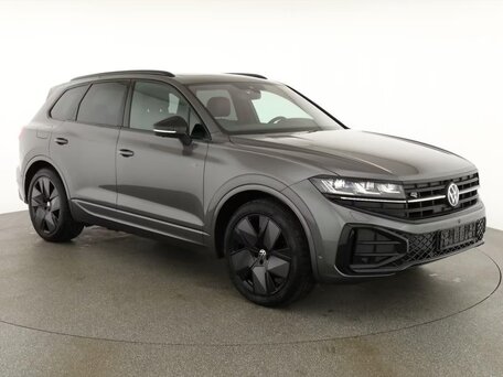 2026 Volkswagen Touareg III Рестайлинг, серый, 11990000 рублей, вид 2