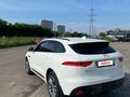2017 Jaguar F-Pace I, белый, 2800000 рублей - вид 4