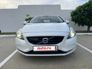 2015 Volvo V40 II, белый, 1290000 рублей, вид 2