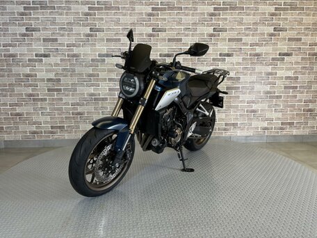 2023 Honda CB 650R, синий, 935000 рублей, вид 2
