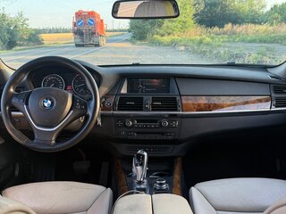 2011 BMW X5 35i II (E70) Рестайлинг, бежевый, 1650000 рублей, вид 4