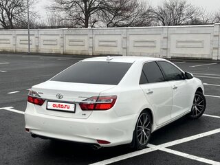 2013 Toyota Camry VII (XV50), белый, 1300000 рублей, вид 4