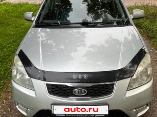 2009 Kia Rio II Рестайлинг, серебристый, 630000 рублей, вид 2