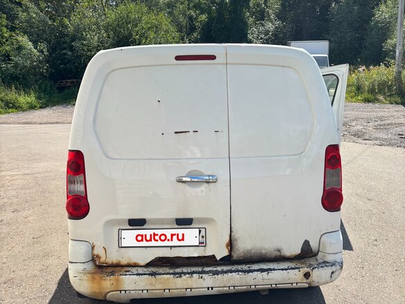 2011 Peugeot Partner II, белый, 199000 рублей - вид 4