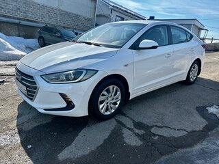 2017 Hyundai Elantra VI (AD), белый, 1350000 рублей, вид 1