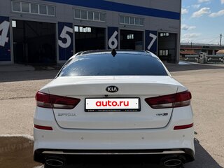 2019 Kia Optima IV Рестайлинг, белый, 1799000 рублей, вид 5