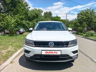 2017 Volkswagen Tiguan II, белый, 1600000 рублей, вид 3