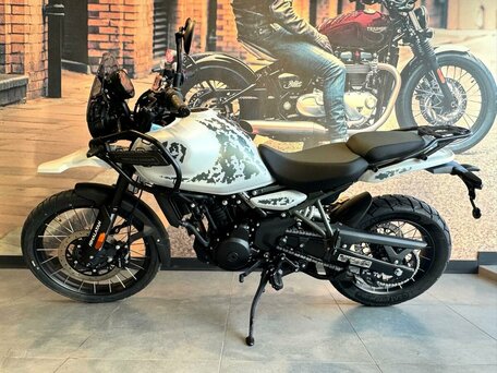 2026 Royal Enfield Himalayan, серый, 599000 рублей, вид 2