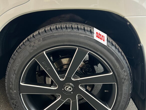 2016 Lexus LX 570 III Рестайлинг 2, белый, 7200000 рублей - вид 10