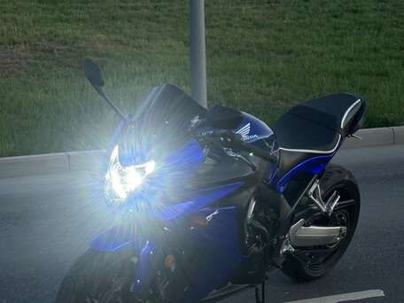 2016 Honda CBR 650F, синий, 499999 рублей, вид 5