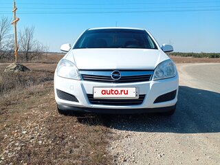 2012 Opel Astra H Рестайлинг, белый, 495000 рублей, вид 1