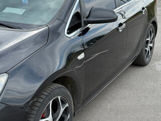 2013 Opel Astra J Рестайлинг, чёрный, 860000 рублей, вид 5