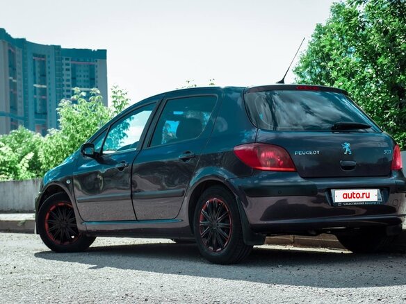 2005 Peugeot 307 I, пурпурный, 400000 рублей - вид 6