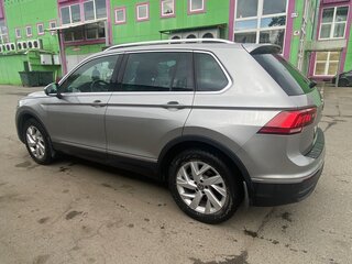 2021 Volkswagen Tiguan II Рестайлинг, серый, 3050000 рублей, вид 4