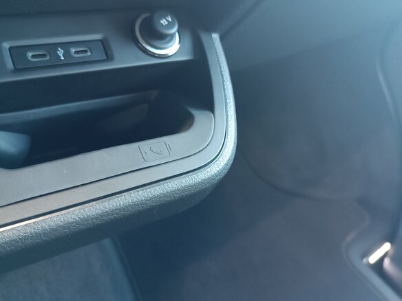 2022 Volkswagen Multivan T6 Рестайлинг, чёрный, 10300000 рублей - вид 10
