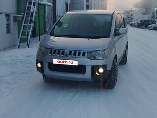 2007 Mitsubishi Delica D:5 I, серебристый, 1230000 рублей, вид 1