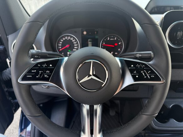 2024 Mercedes-Benz Sprinter, синий, 13500000 рублей - вид 12