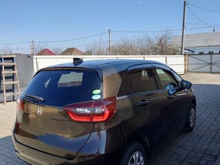 2020 Honda Fit IV, коричневый, 1450000 рублей, вид 3