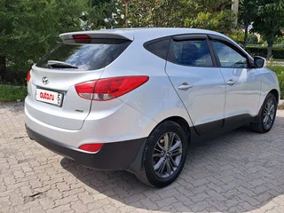2014 Hyundai ix35 I Рестайлинг, серебристый, 1550000 рублей, вид 4