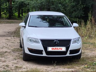 2010 Volkswagen Passat B6, белый, 690000 рублей, вид 1