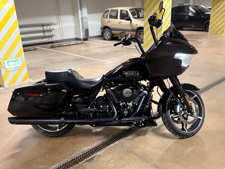 2024 Harley-Davidson Road Glide, чёрный, 2750000 рублей, вид 3