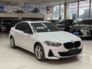2021 BMW 1 серии 120i III (F52) Рестайлинг, белый, 1880000 рублей, вид 3