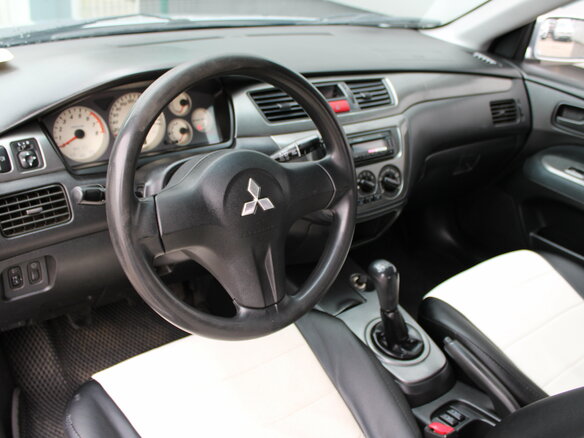 2006 Mitsubishi Lancer IX Рестайлинг, серебристый - вид 9