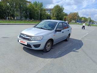 2016 Lada (ВАЗ) Granta I, белый, 400000 рублей, вид 3
