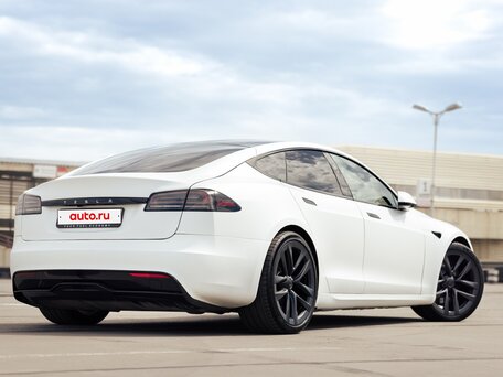 2023 Tesla Model S Long Range I Рестайлинг 2, белый, 7400000 рублей, вид 5