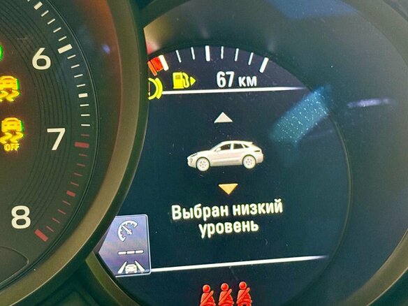2026 Porsche Macan I Рестайлинг 2, серый, 14220000 рублей - вид 14