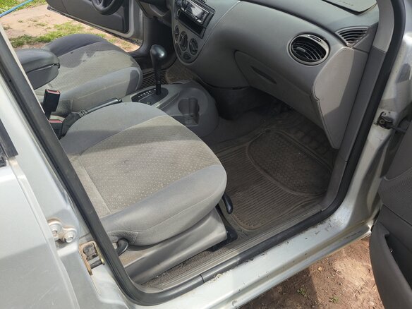 2004 Ford Focus I (North America), серебристый, 169999 рублей - вид 5
