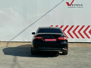 2022 Toyota Camry VIII (XV70) Рестайлинг, чёрный, 2290000 рублей, вид 5
