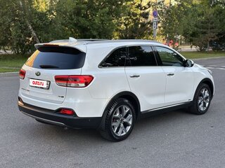 2017 Kia Sorento III Prime, белый, 3900000 рублей, вид 4
