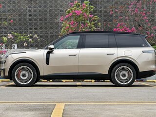 2026 Lynk & Co 900, золотистый, 9397000 рублей, вид 3