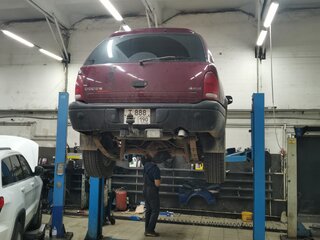2001 Dodge Durango I, красный, 1000000 рублей, вид 5