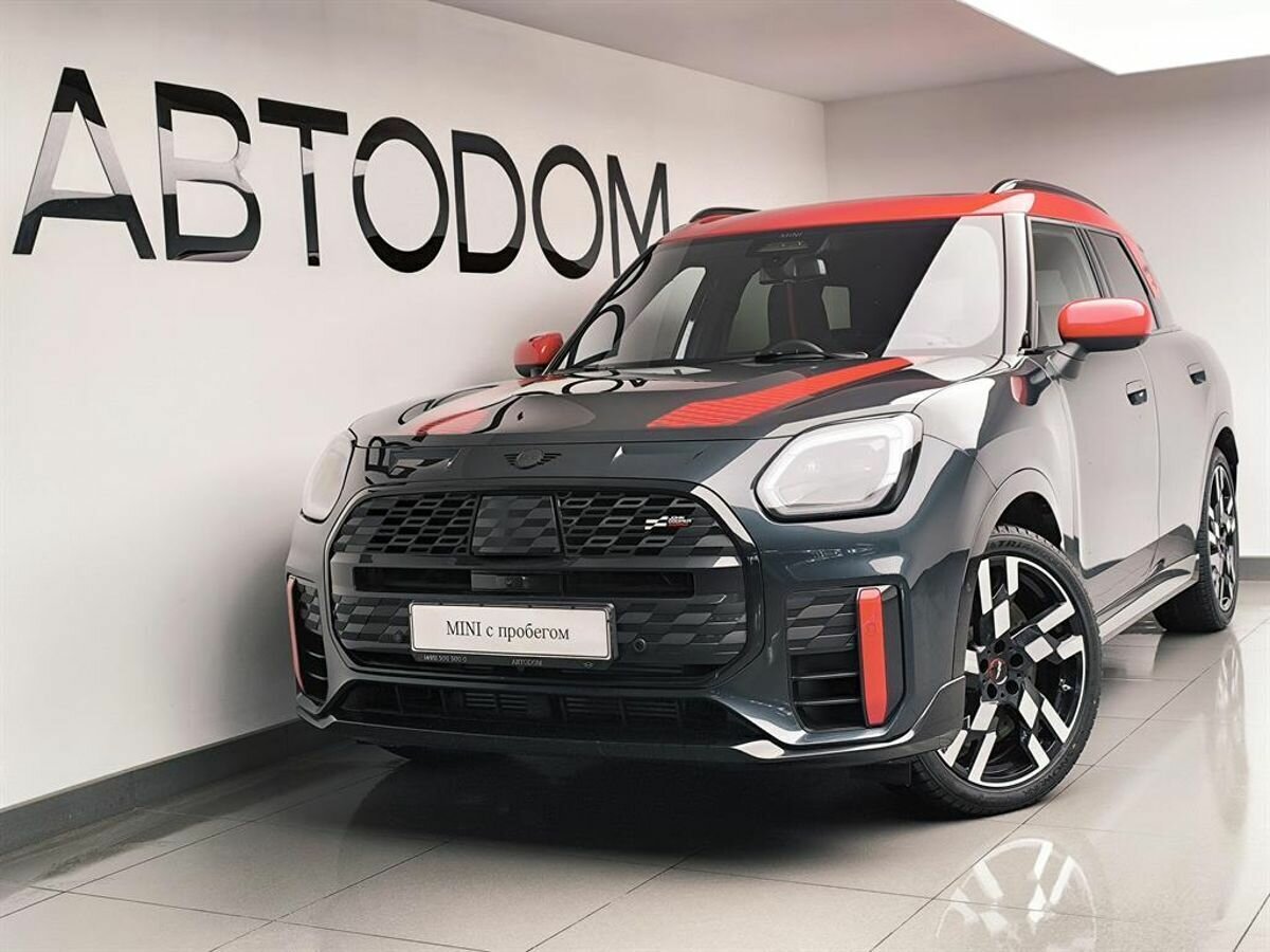Открыть фотографии: Mini Countryman III