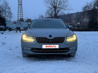 2017 Skoda Superb III, серый, 2150000 рублей, вид 2
