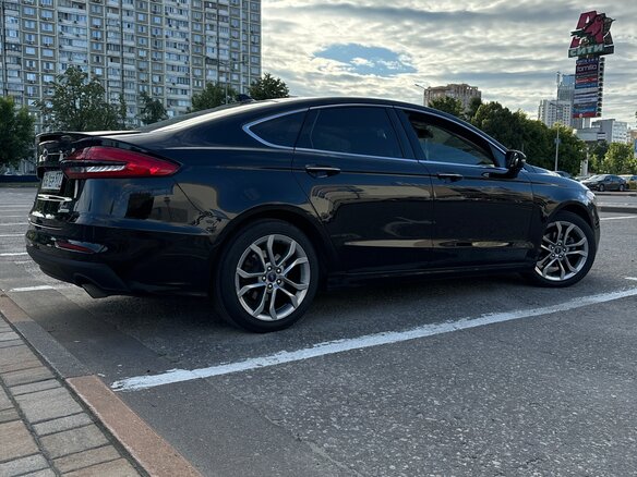 2019 Ford Fusion (North America) II Рестайлинг, чёрный, 1600000 рублей - вид 9