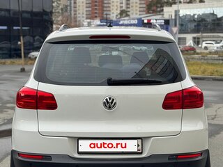 2015 Volkswagen Tiguan I Рестайлинг, белый, 1365000 рублей, вид 4