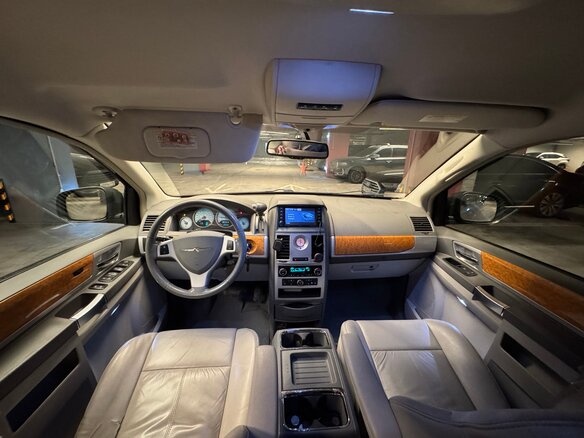 2008 Chrysler Voyager Grand V, чёрный, 2150000 рублей - вид 13